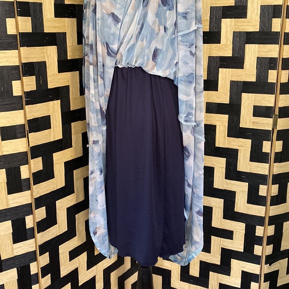 Floral Sleeveless Dress - Picture 7 of 8